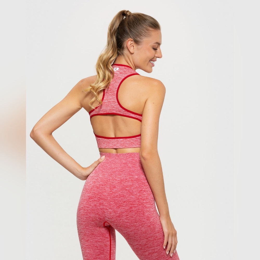 Women's Best Red Seamles Sports Bra Aand Leggings Set NWOT